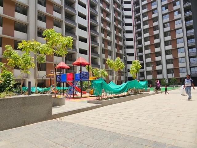 2 BHK Apartment in Shela for rent Ahmedabad. The reference number is 20442191
