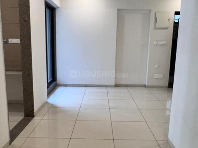 2 BHK Apartment in Shela for rent Ahmedabad. The reference number is 20456088