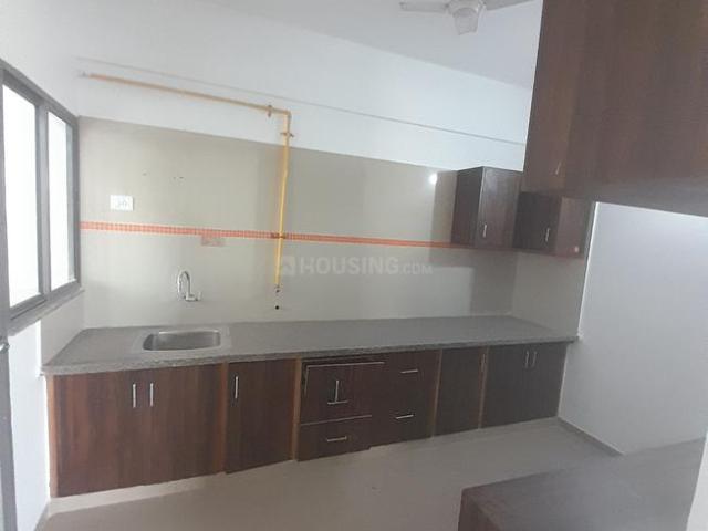 2 BHK Apartment in Shela for rent Ahmedabad. The reference number is 20691911