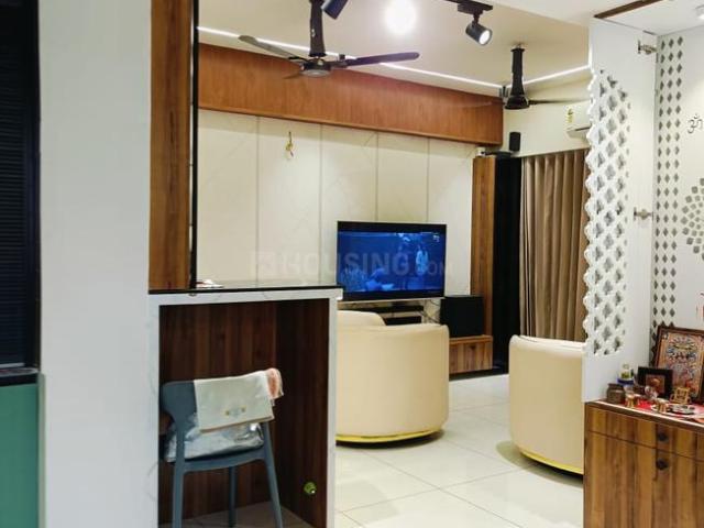 2 BHK Apartment in Shela for rent Ahmedabad. The reference number is 20816734