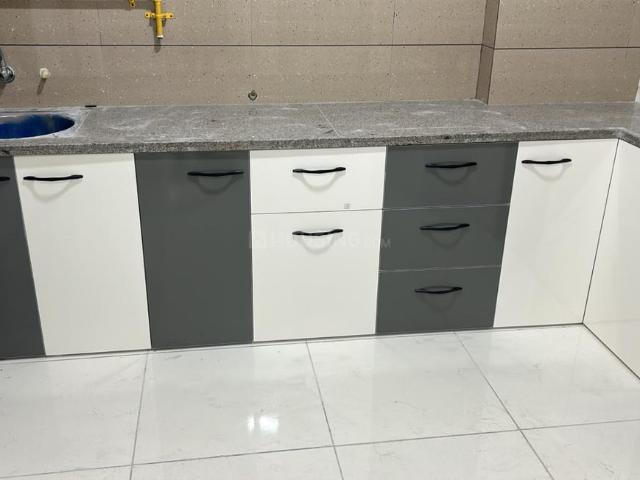 2 BHK Apartment in Shela for rent Ahmedabad. The reference number is 20838279