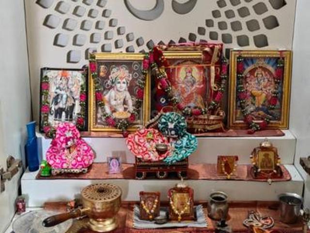 2 BHK Apartment in Shela for rent Ahmedabad. The reference number is 20855291