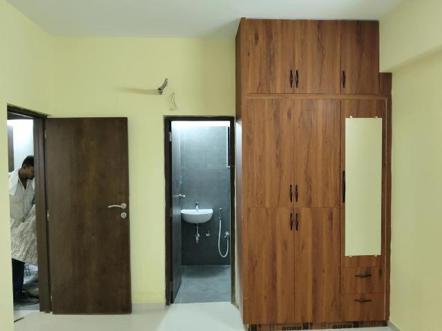 2 BHK Apartment in Shela for rent Ahmedabad. The reference number is 20943261