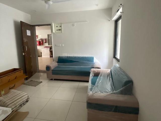 2 BHK Apartment in Shela for rent Ahmedabad. The reference number is 21009193
