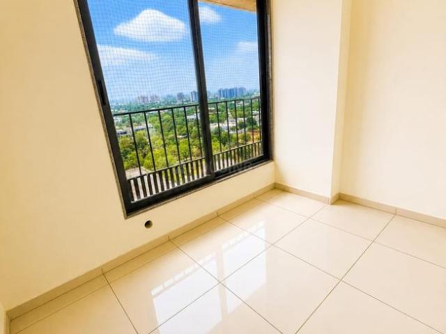 2 BHK Apartment in Shela for rent Ahmedabad. The reference number is 21079345