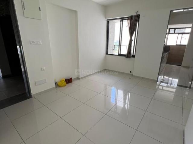 2 BHK Apartment in Shela for rent Ahmedabad. The reference number is 21190355