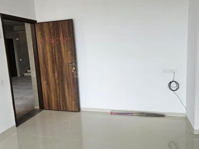 2 BHK Apartment in Shela for rent Ahmedabad. The reference number is 21214983