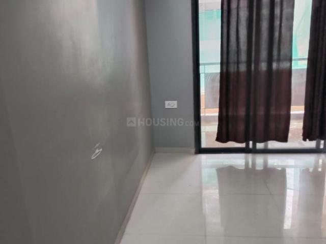 2 BHK Apartment in Shela for rent Ahmedabad. The reference number is 21215115