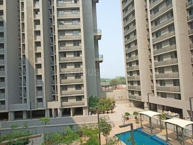 2 BHK Apartment in Shela for rent Ahmedabad. The reference number is 21296801