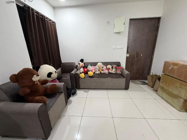 2 BHK Apartment in Shela for rent Ahmedabad. The reference number is 21325155
