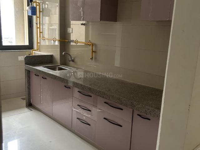 2 BHK Apartment in Shela for resale Ahmedabad. The reference number is 21084790