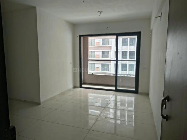 2 BHK Apartment in Shela for resale Ahmedabad. The reference number is 21328754