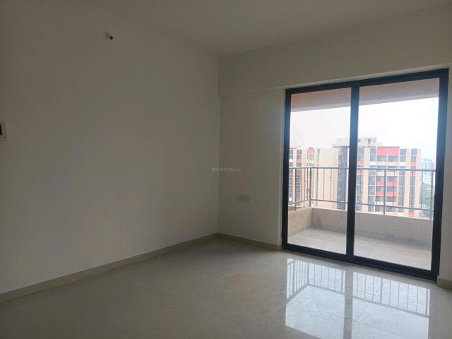 2 BHK Apartment in Shewalewadi for rent Pune. The reference number is 20735375
