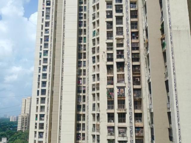 2 BHK Apartment in Shilphata for resale Thane. The reference number is 19064666