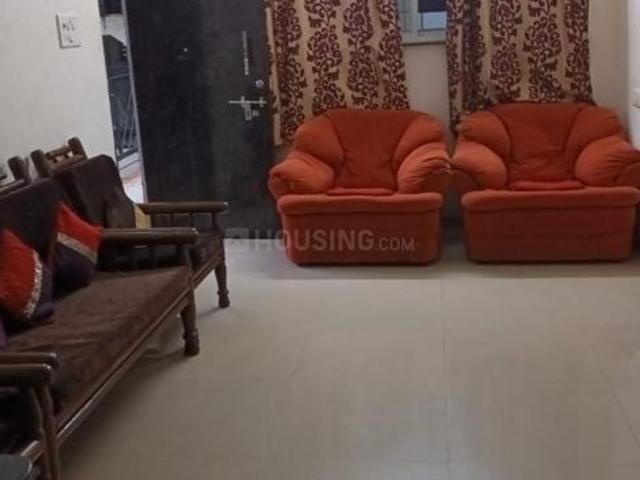 2 BHK Apartment in Shivaji Nagar for rent Pune. The reference number is 18306604