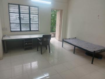 2 BHK Apartment in Shivaji Nagar for rent Pune. The reference number is 20412819