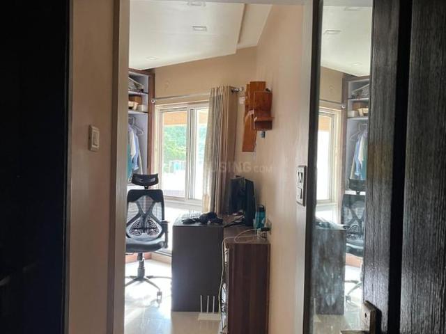 2 BHK Apartment in Shivaji Nagar for resale Pune. The reference number is 20606757