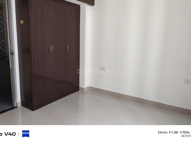 2 BHK Apartment in Sholinganallur for rent Chennai. The reference number is 21170047