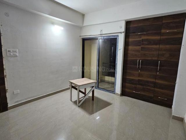 2 BHK Apartment in Six Mile for rent Guwahati. The reference number is 17351885