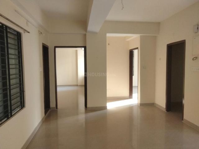 2 BHK Apartment in Six Mile for rent Guwahati. The reference number is 18645618