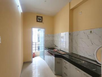 2 BHK Apartment in Six Mile for rent Guwahati. The reference number is 20473527