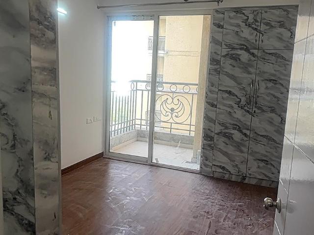 2 BHK Apartment in Siddharth Vihar for rent Ghaziabad. The reference number is 15155160