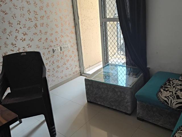2 BHK Apartment in Siddharth Vihar for rent Ghaziabad. The reference number is 19127552