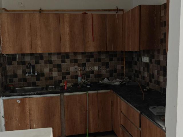 2 BHK Apartment in Siddharth Vihar for rent Ghaziabad. The reference number is 19328747