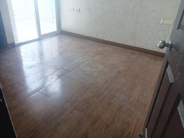 2 BHK Apartment in Siddharth Vihar for rent Ghaziabad. The reference number is 19491768