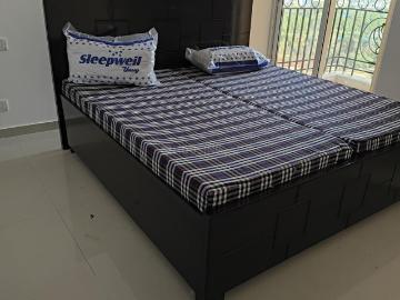 2 BHK Apartment in Siddharth Vihar for rent Ghaziabad. The reference number is 19909944