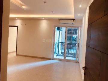 2 BHK Apartment in Siddharth Vihar for rent Ghaziabad. The reference number is 20024452