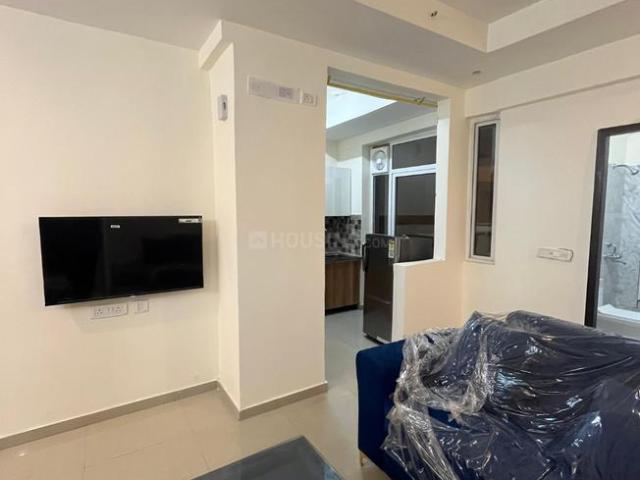 2 BHK Apartment in Siddharth Vihar for rent Ghaziabad. The reference number is 20143585