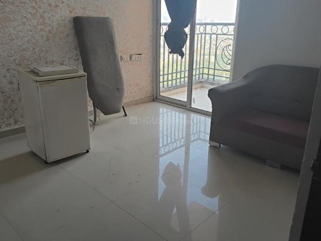 2 BHK Apartment in Siddharth Vihar for rent Ghaziabad. The reference number is 20130896