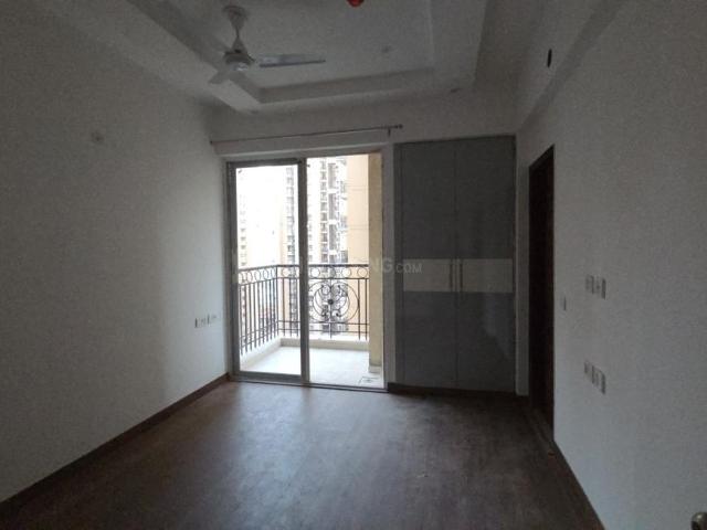 2 BHK Apartment in Siddharth Vihar for rent Ghaziabad. The reference number is 20257202