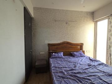 2 BHK Apartment in Siddharth Vihar for rent Ghaziabad. The reference number is 20439256