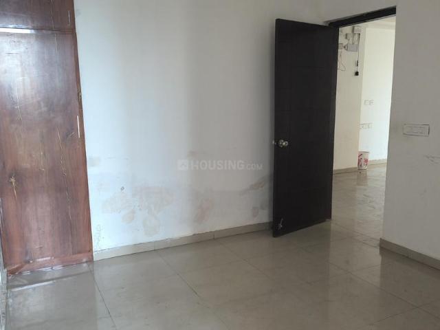 2 BHK Apartment in Siddharth Vihar for rent Ghaziabad. The reference number is 20702246