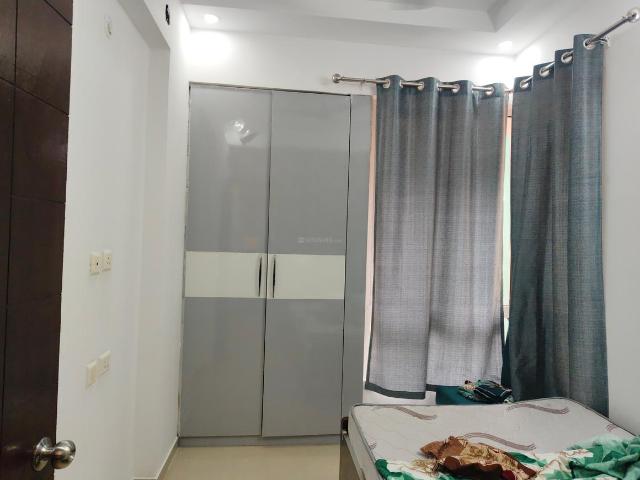 2 BHK Apartment in Siddharth Vihar for rent Ghaziabad. The reference number is 20962159