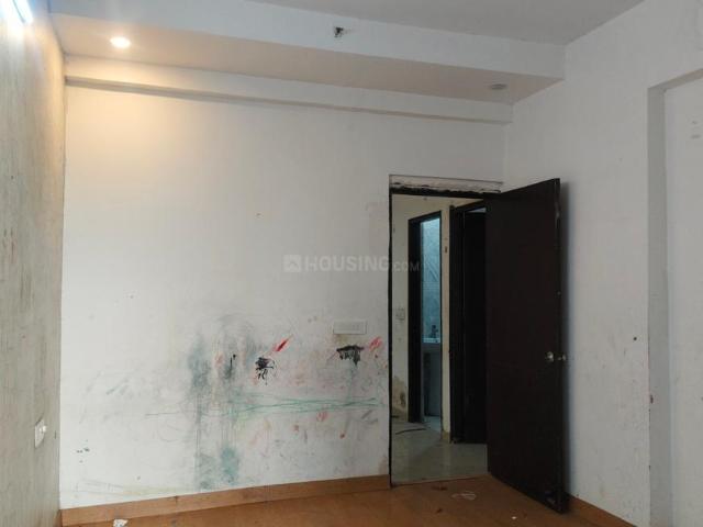 2 BHK Apartment in Siddharth Vihar for rent Ghaziabad. The reference number is 21091972