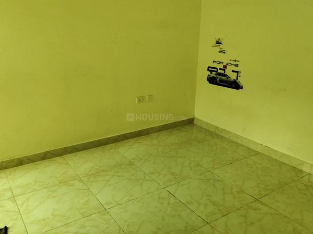 2 BHK Apartment in Siddharth Vihar for rent Ghaziabad. The reference number is 21152911