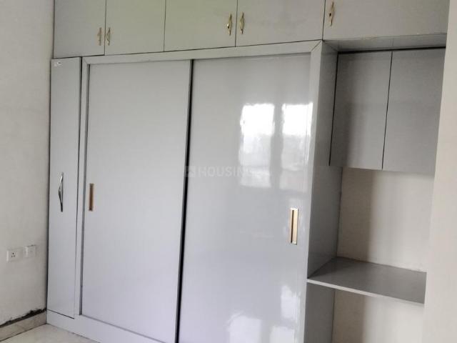 2 BHK Apartment in Siddharth Vihar for rent Ghaziabad. The reference number is 21110086