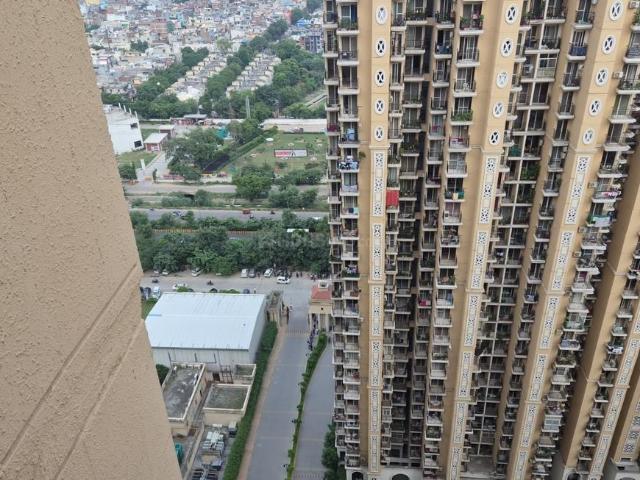 2 BHK Apartment in Siddharth Vihar for rent Ghaziabad. The reference number is 21135903