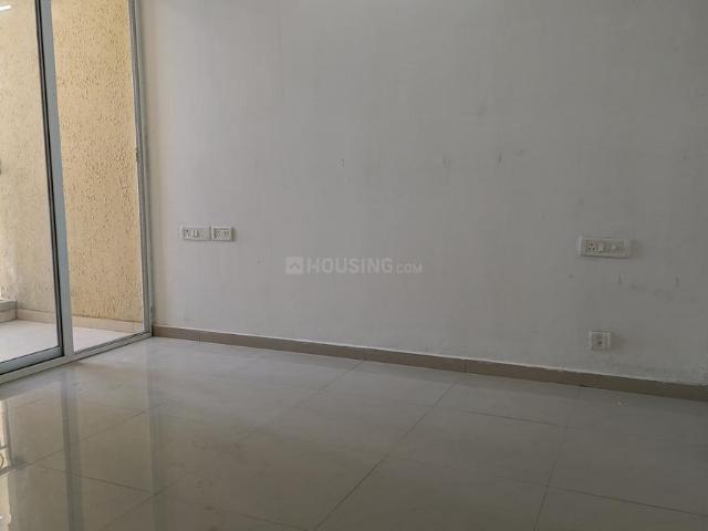 2 BHK Apartment in Siddharth Vihar for rent Ghaziabad. The reference number is 21222260