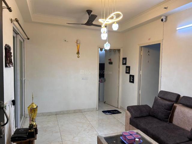 2 BHK Apartment in Siddharth Vihar for resale Ghaziabad. The reference number is 19487999