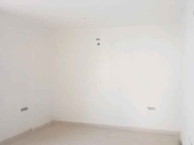 2 BHK Apartment in Sikanderguda for resale Hyderabad. The reference number is 21204720
