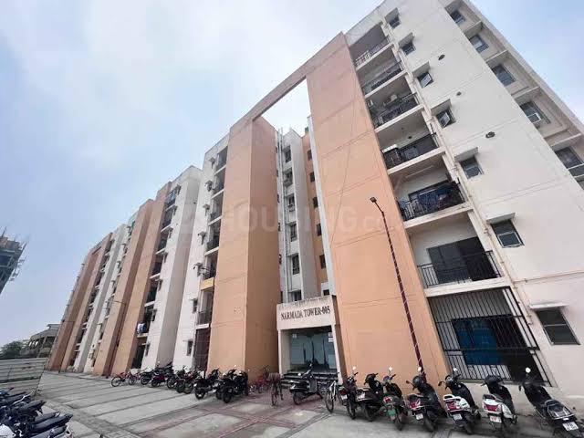 2 BHK Apartment in Sikandra for rent Agra. The reference number is 21204436