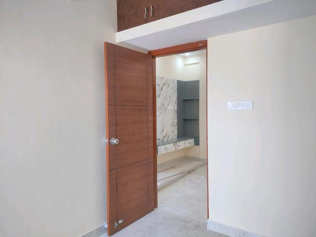 2 BHK Apartment in Singasandra for rent Bengaluru. The reference number is 20541385
