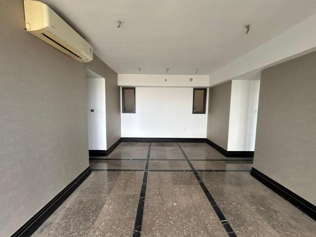 2 BHK Apartment in Sion for rent Mumbai. The reference number is 19440510