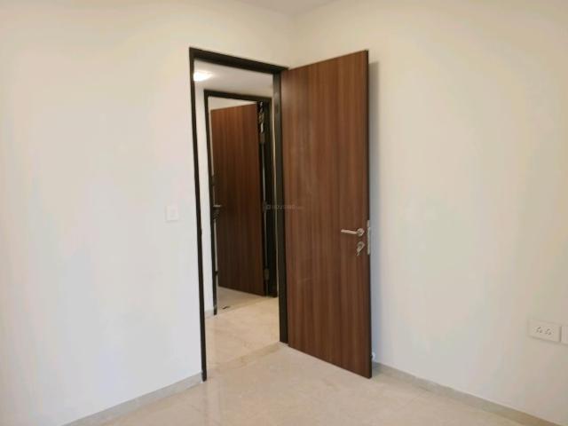 2 BHK Apartment in Sion for rent Mumbai. The reference number is 20735494
