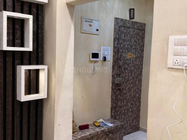 2 BHK Apartment in Sion for rent Mumbai. The reference number is 20164253
