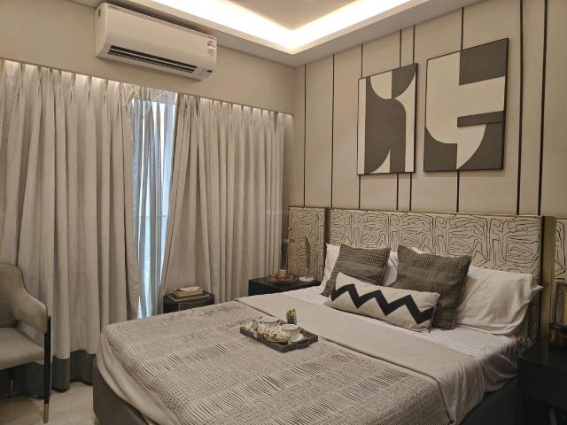 2 BHK Apartment in Sion for resale Mumbai. The reference number is 20175936